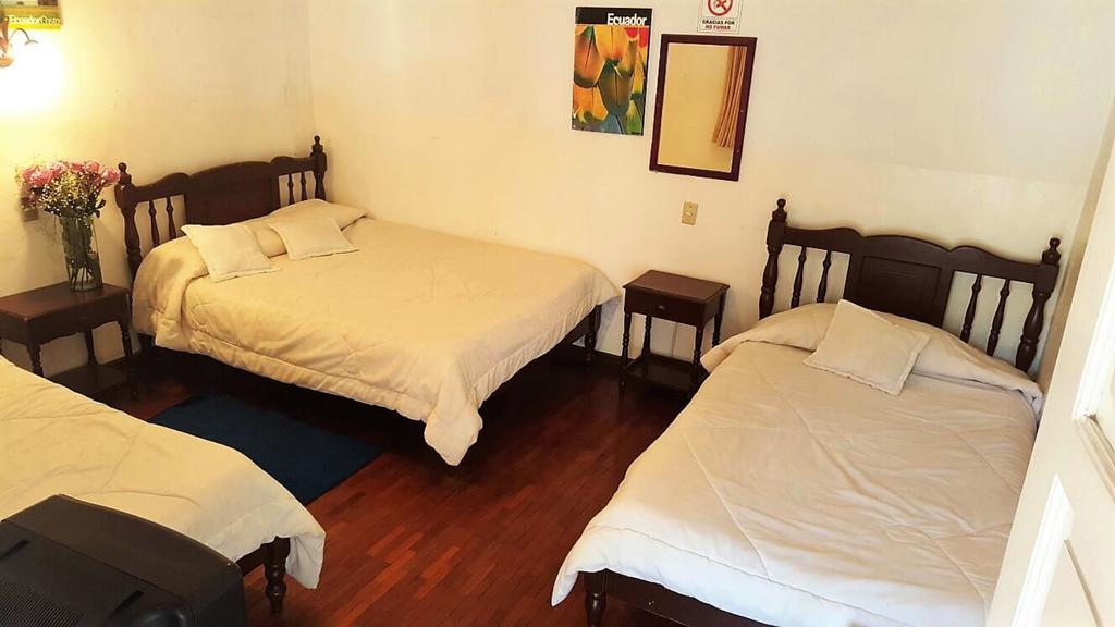 Hotel Europa Алауси Экстерьер фото